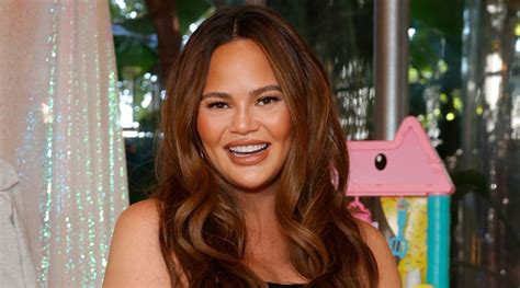 chrissy teigennude|CHRISSY TEIGEN Nude